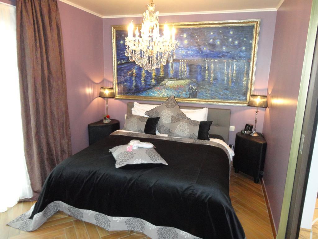 Art Of Dreams Deluxe 4 Stars Bed & Breakfast 4*