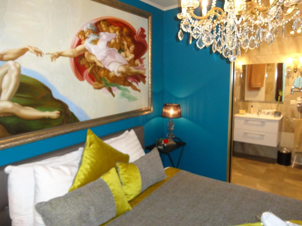 Art Of Dreams Deluxe 4 Stars Bed & Breakfast 4*